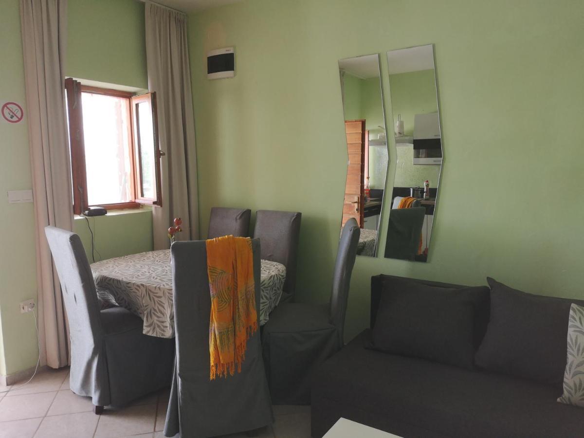 Bijela Kuca Holiday home Mali Drvenik