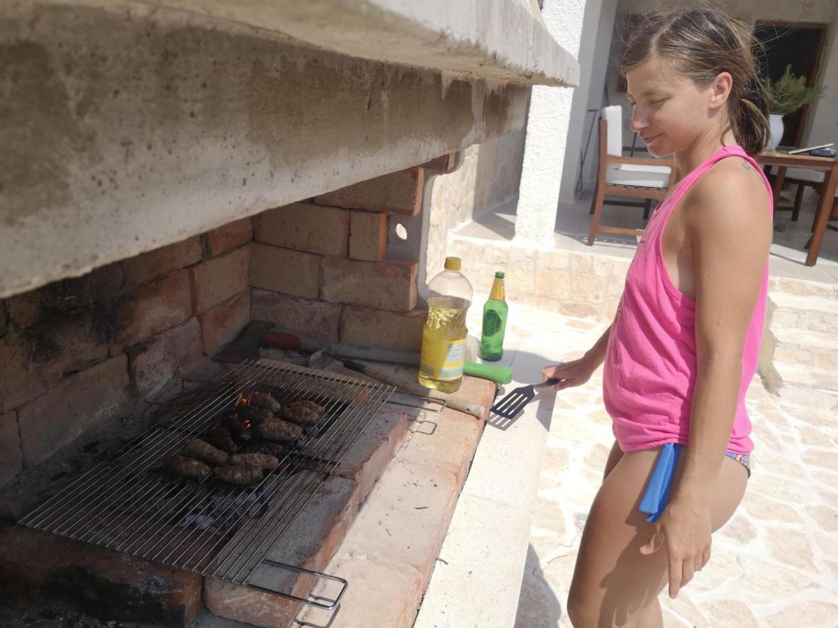 Bijela Kuca *