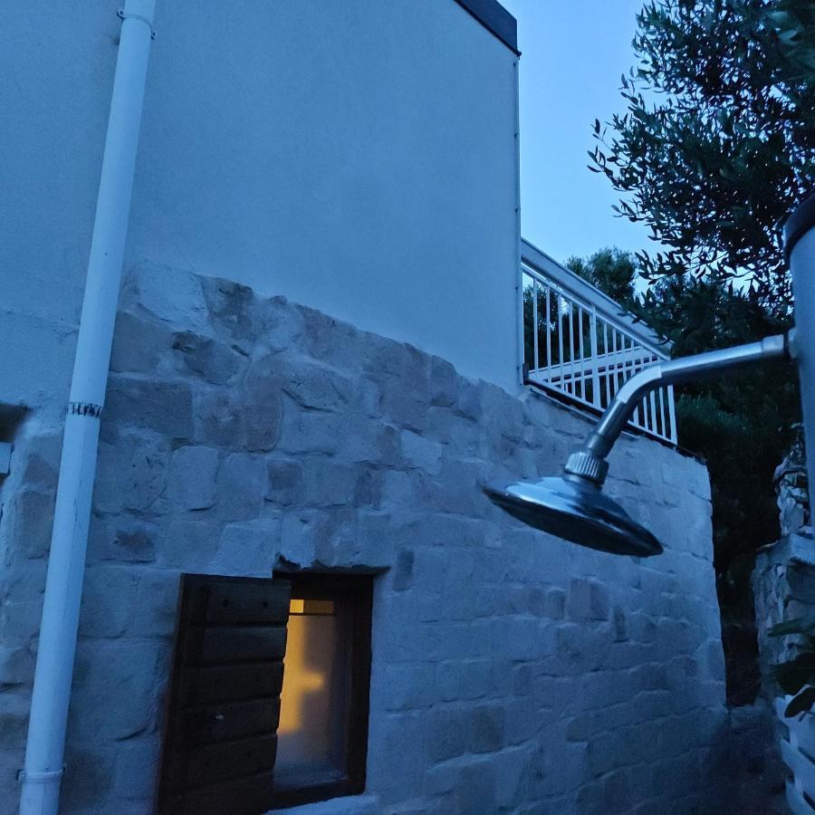 Bijela Kuca Holiday home *